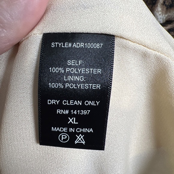 ASTR The Label Leopard Print Half Sleeve Deep V-Neck Button Down Dress Size XL - Picture 7 of 10